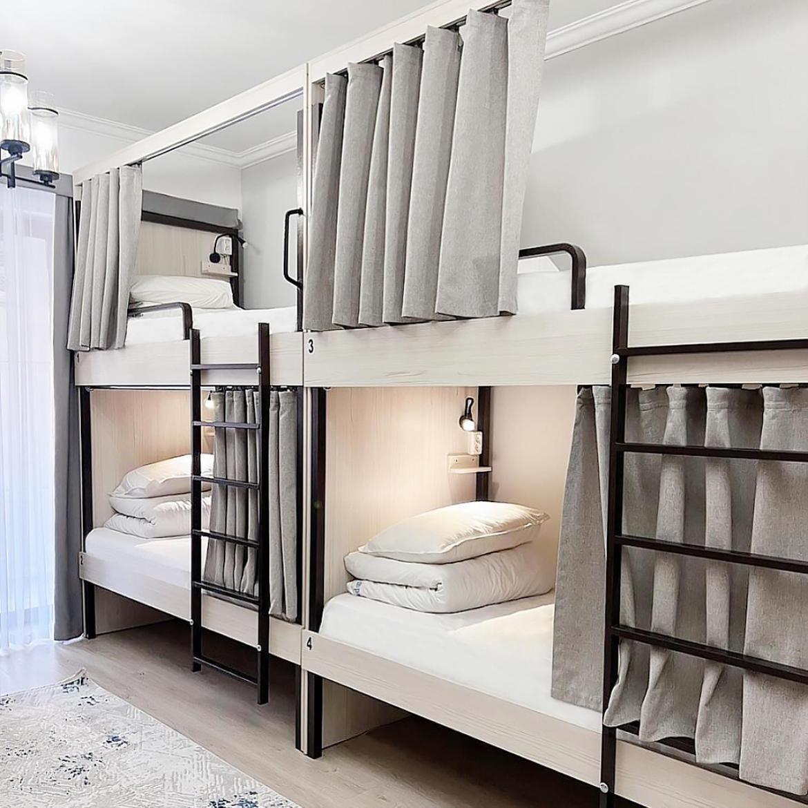 Compass Hostel Bisjkek Eksteriør billede