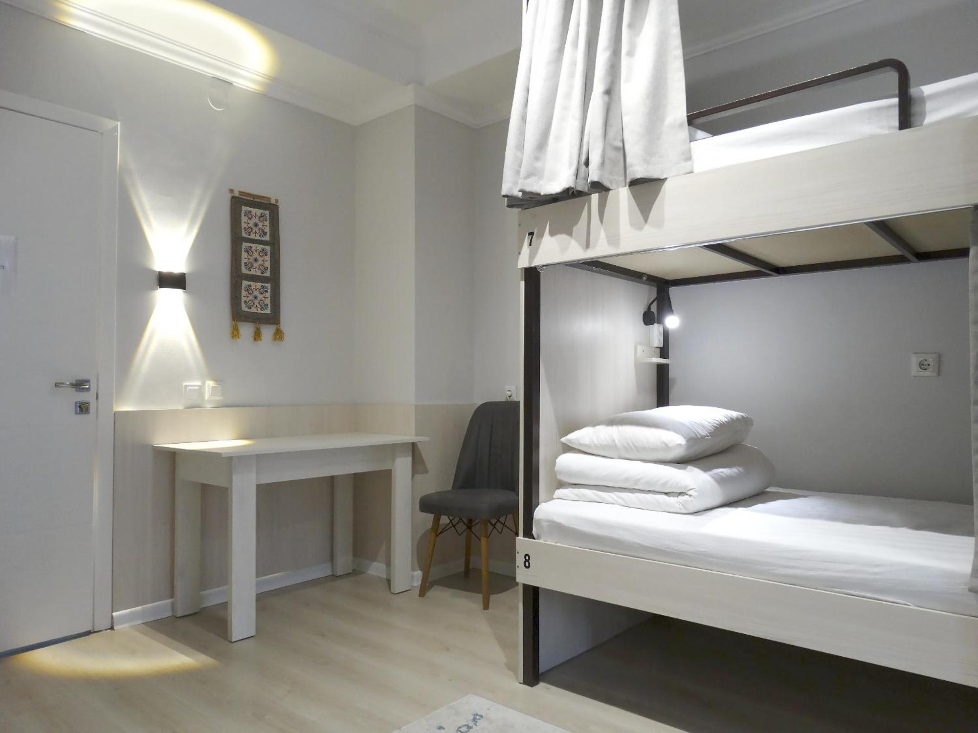 Compass Hostel Bisjkek Eksteriør billede