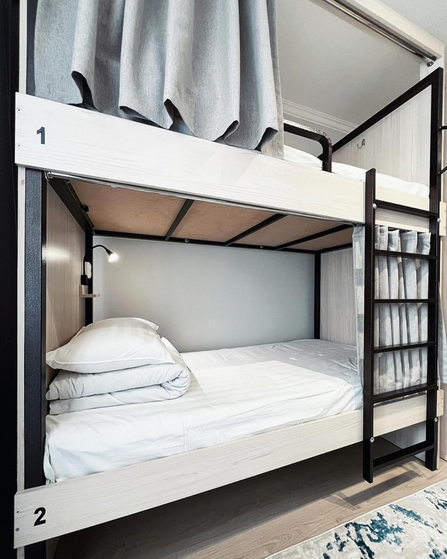 Compass Hostel Bisjkek Eksteriør billede